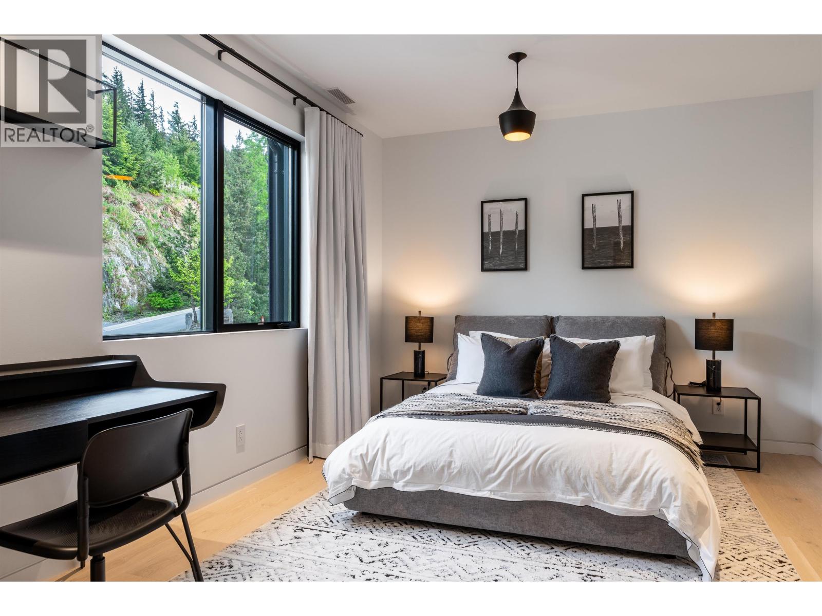 3824 SUNRIDGE DRIVE, Whistler