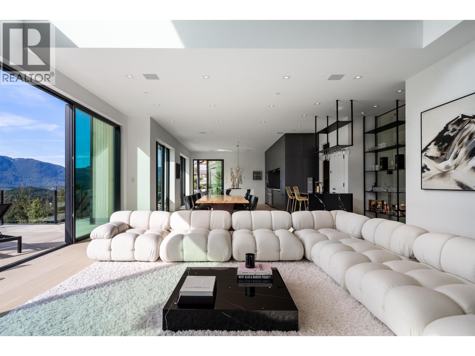 3824 SUNRIDGE DRIVE, Whistler