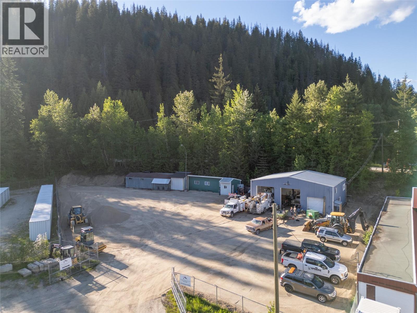 2440 Boulder Road, Revelstoke