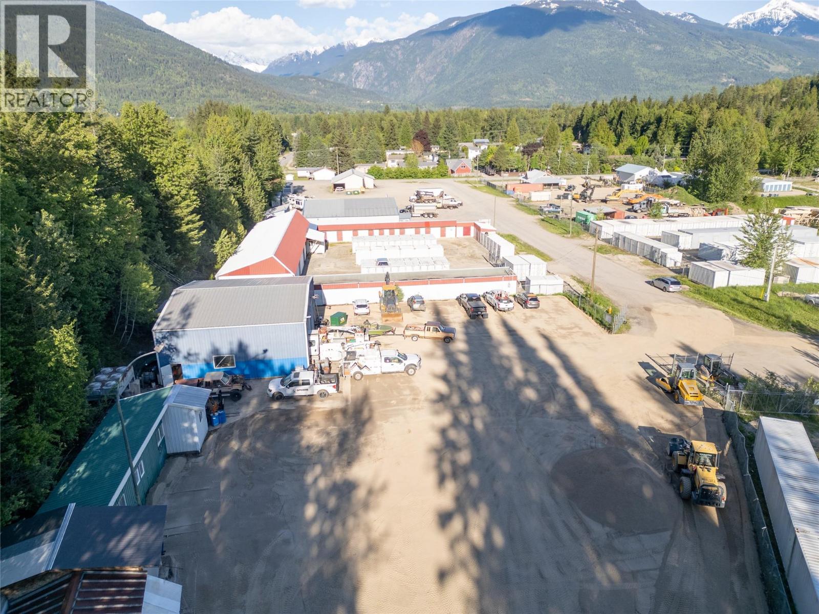 2440 Boulder Road, Revelstoke
