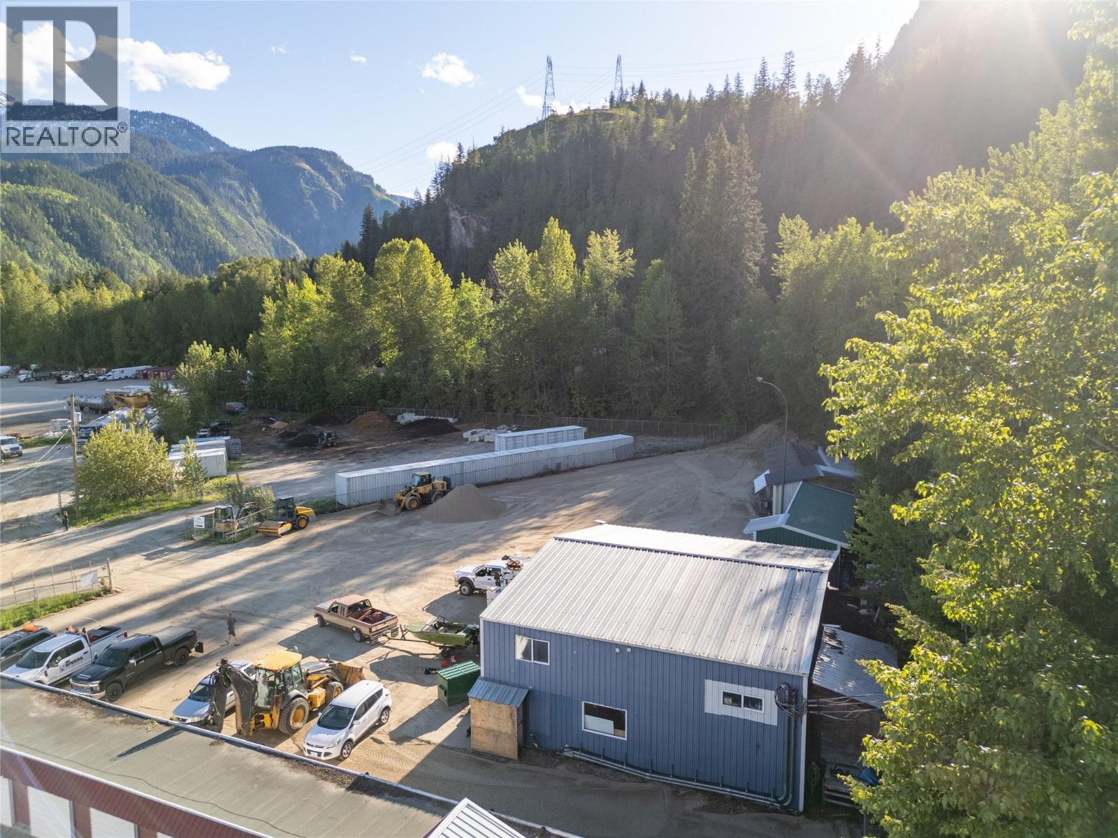 2440 Boulder Road, Revelstoke