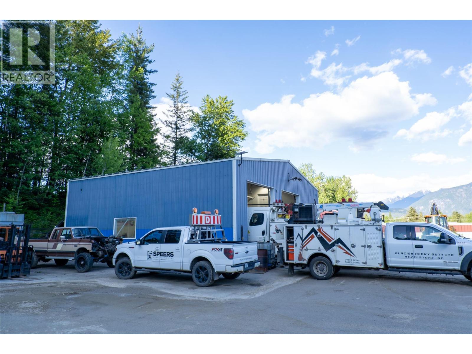 2440 Boulder Road, Revelstoke