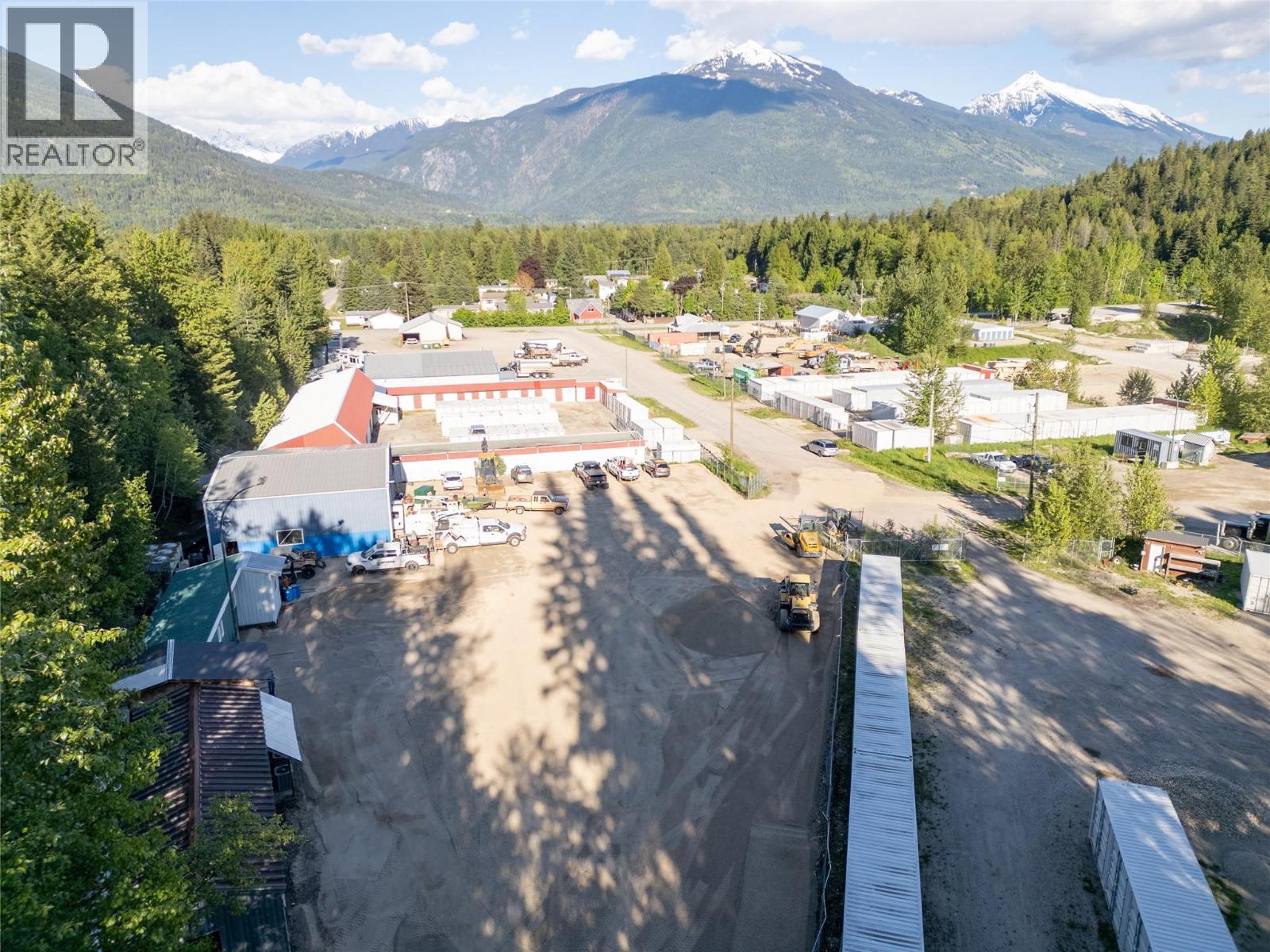 2440 Boulder Road, Revelstoke