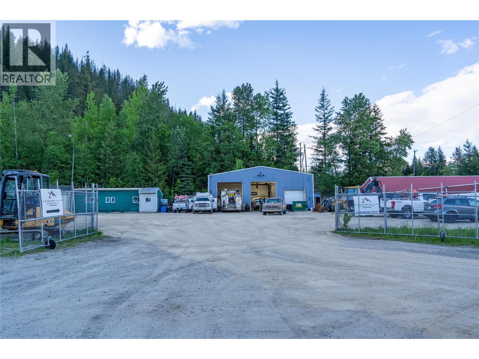 2440 Boulder Road, Revelstoke