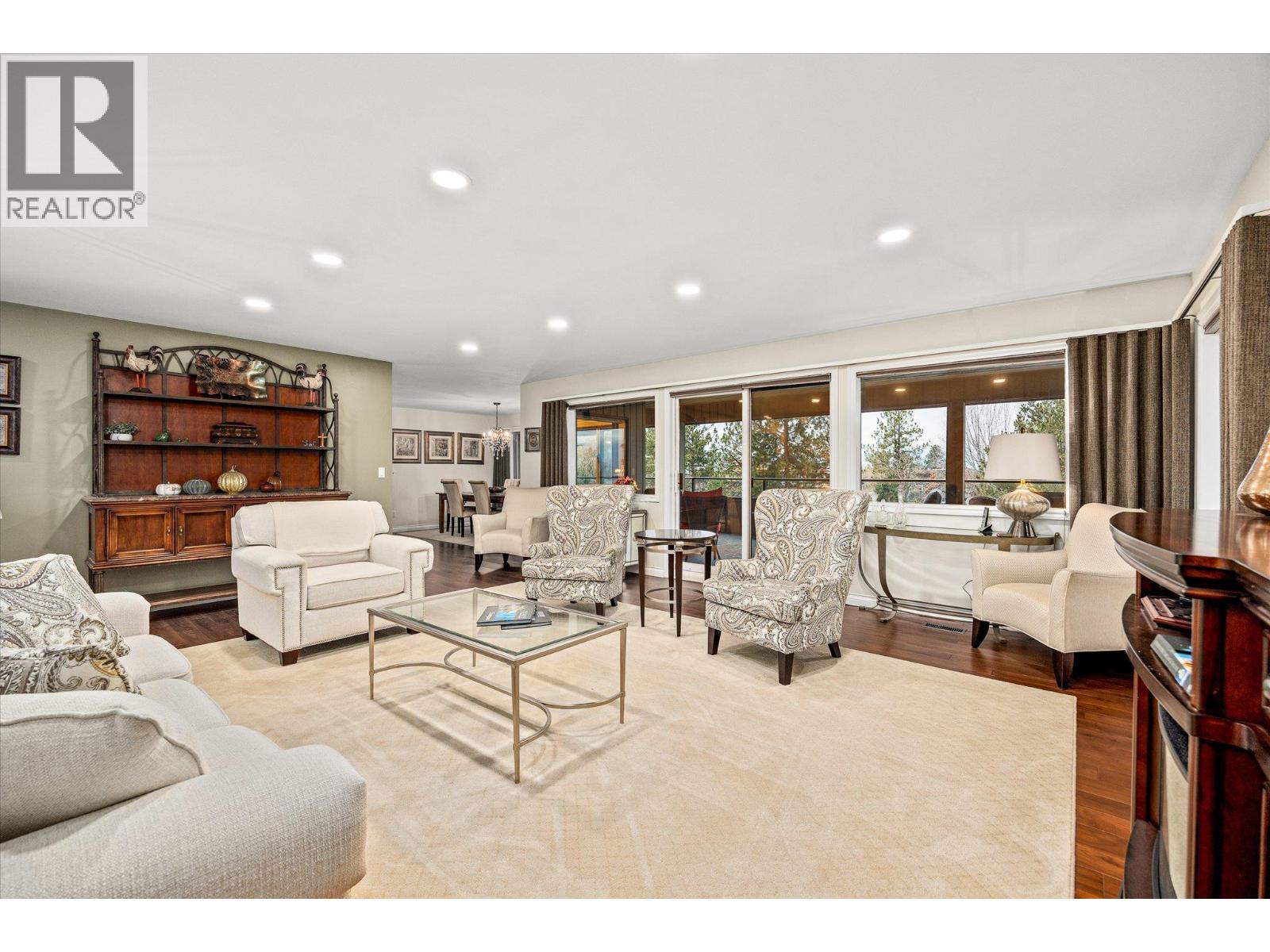 307 Stellar Drive, Kelowna
