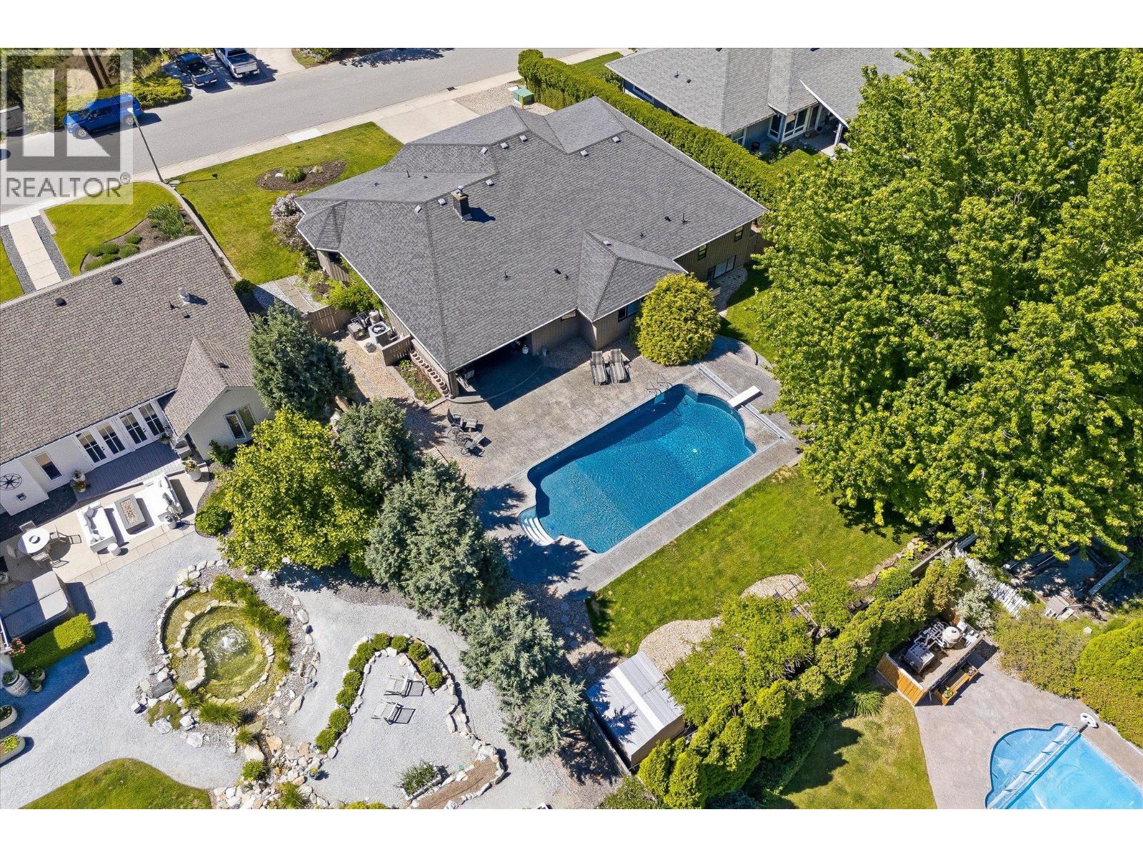 307 Stellar Drive, Kelowna