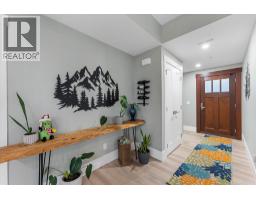 4pc Ensuite bath - 4000 Redstone Crescent Unit# 220, Peachland, BC V0H1X5 Photo 11