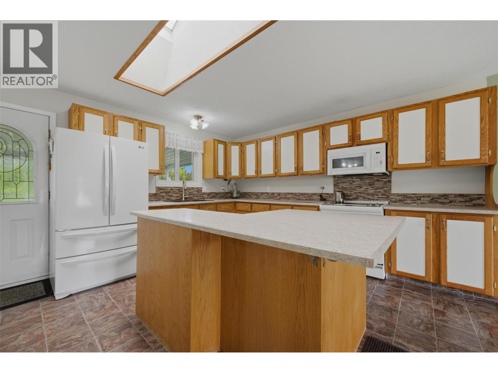 723 Eastwood Road - 12