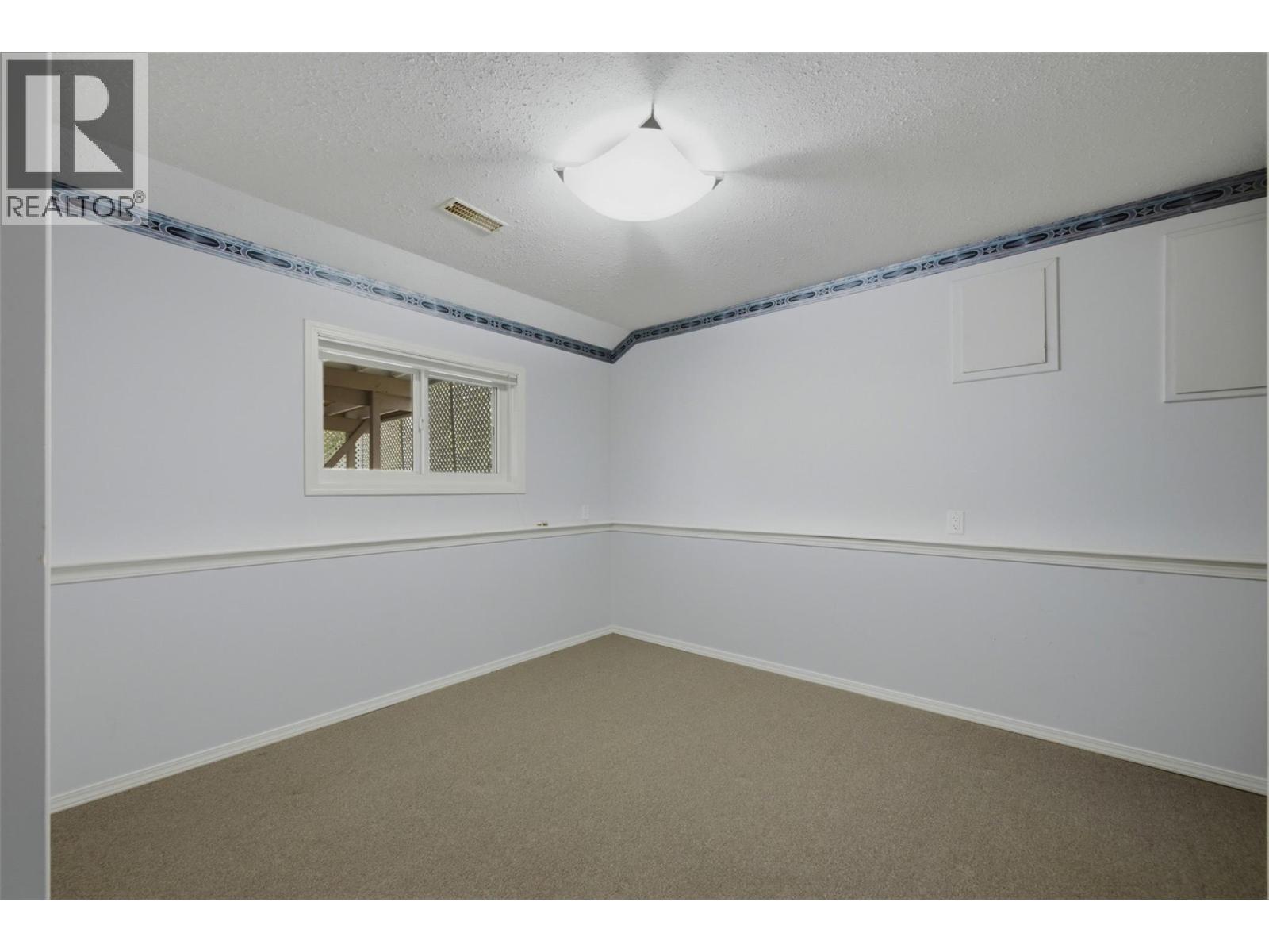 723 Eastwood Road - 36