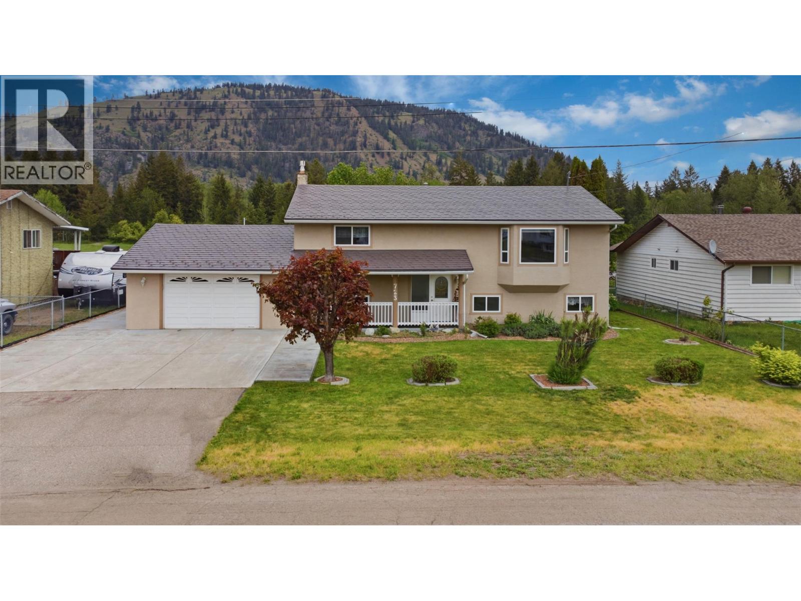 723 Eastwood Road - 1