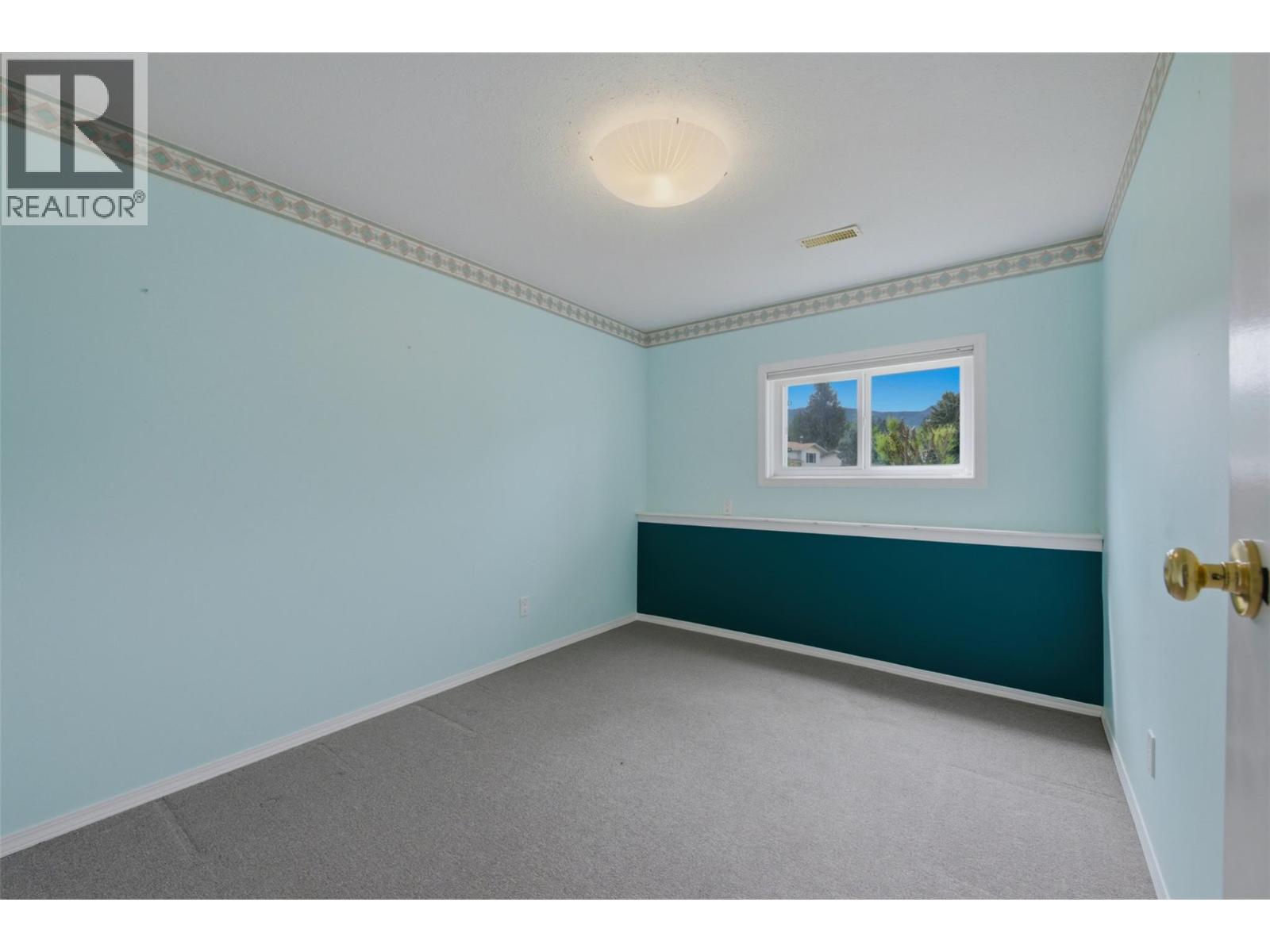 723 Eastwood Road - 34