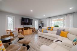 Den - 6003 E 89n Road, Gunton, MB R0C1H0 Photo 8