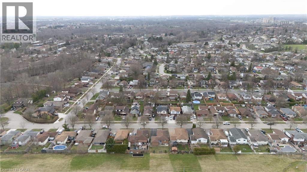 60 LYSANDA Avenue - 47