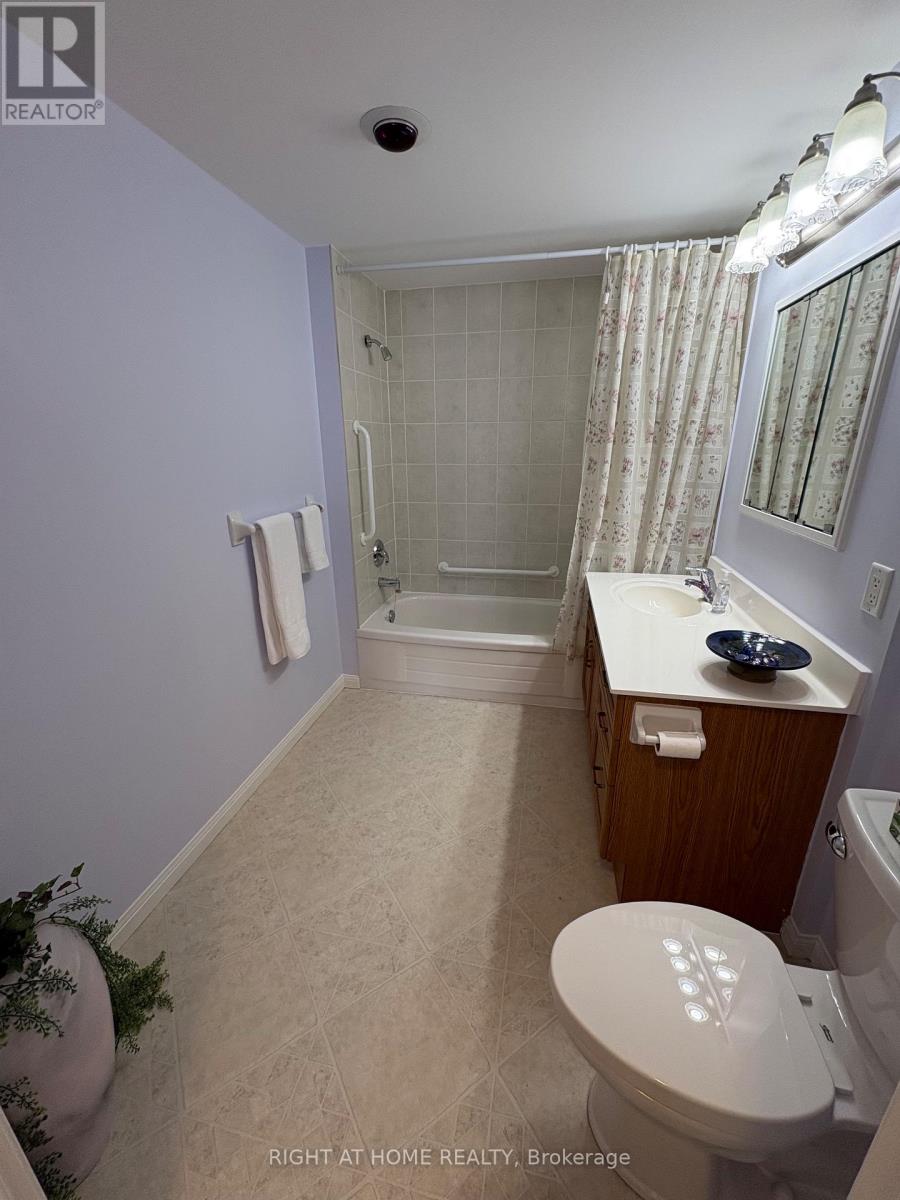 #310 90 DEAN AVENUE - 36