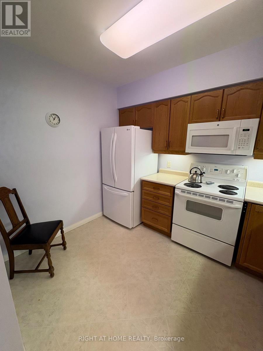 #310 90 DEAN AVENUE - 27