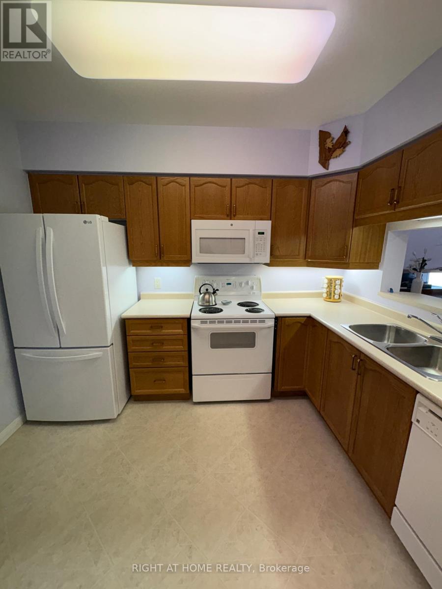 #310 90 DEAN AVENUE - 25