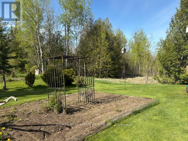 40 MAPLE GROVE VILLAGE ROAD - 32