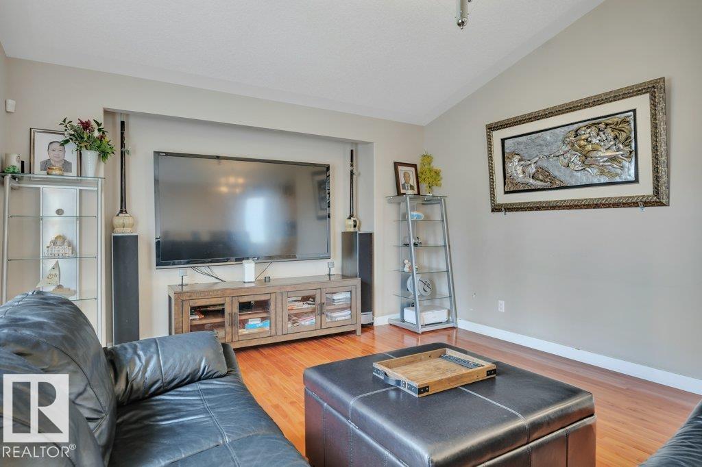 10632 180 AV NW - 14