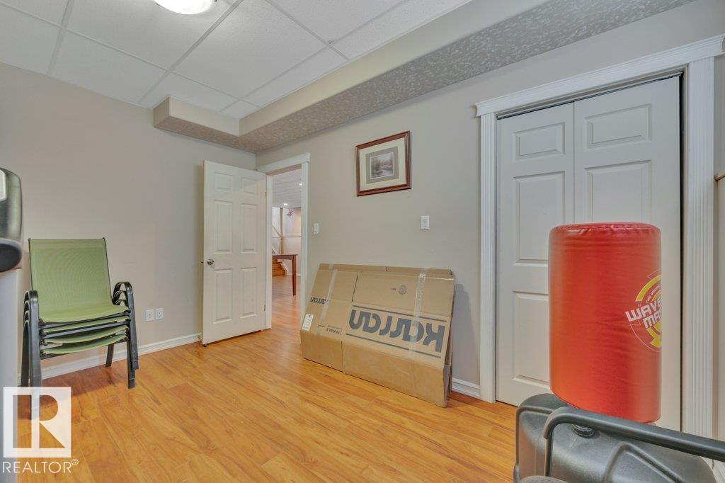 10632 180 AV NW - 32