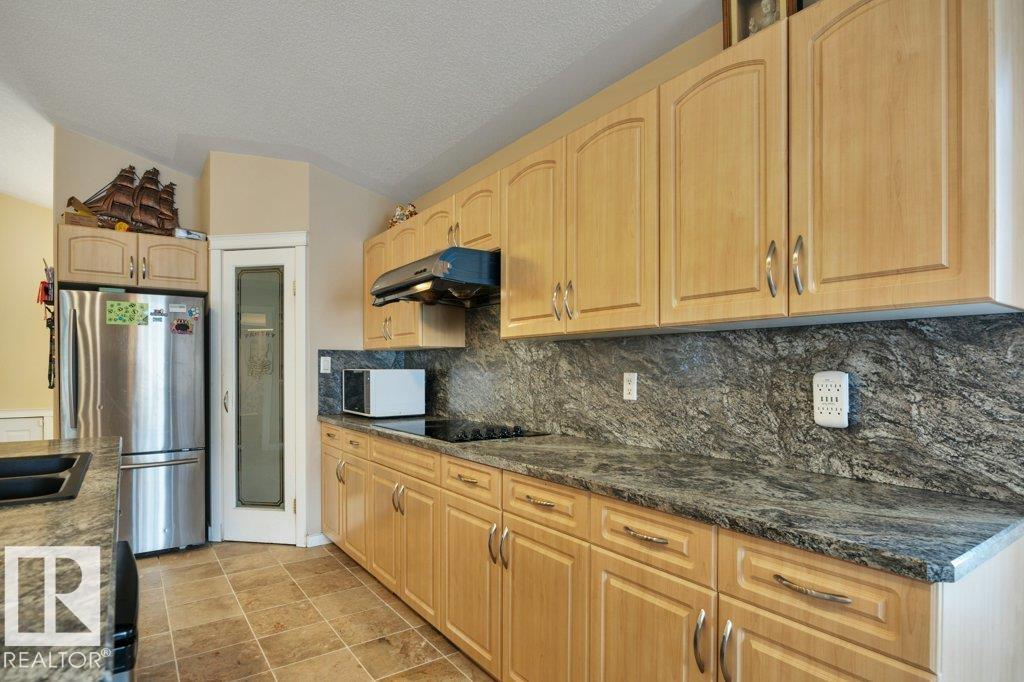 10632 180 AV NW - 8
