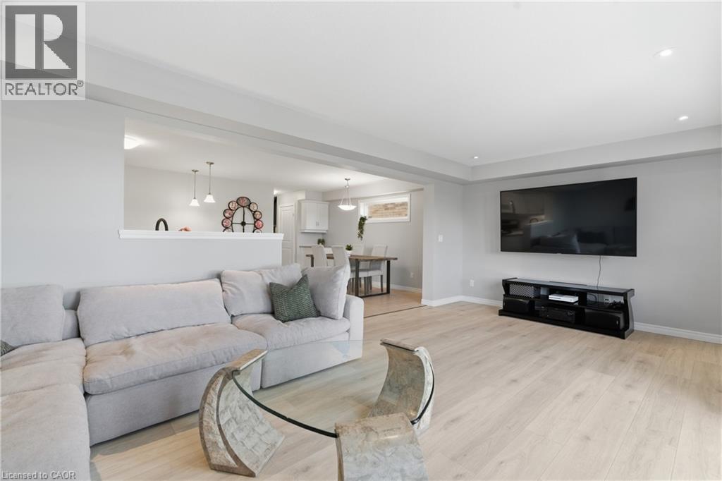 141 COULING Crescent - 18