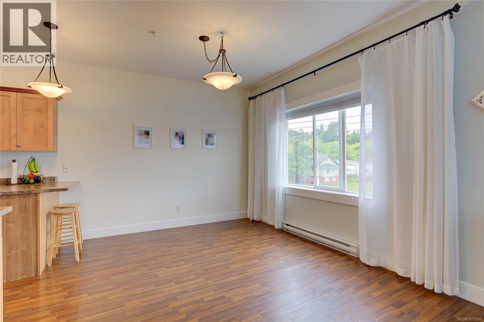 #203 11 Buller St - 11