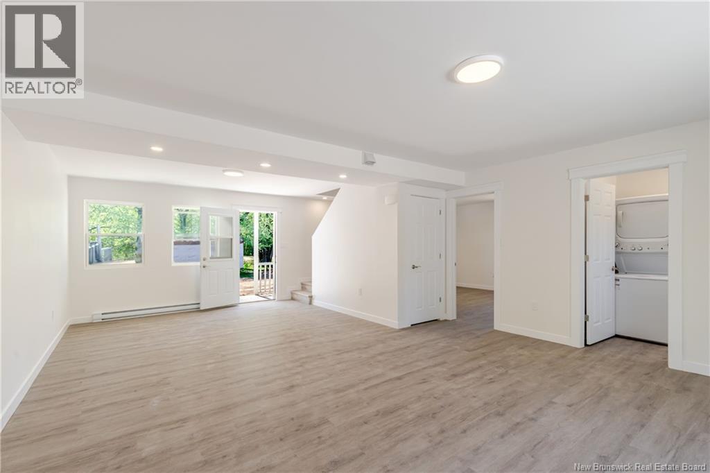 10 Pine Court - 10