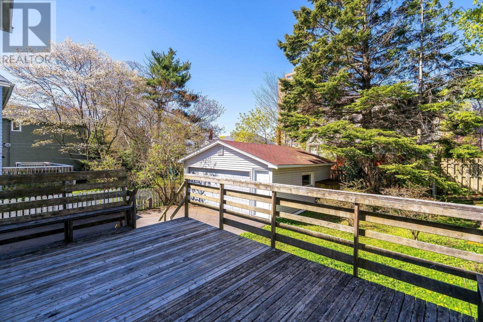 Property 7 of 47 of 876 Bridges Street