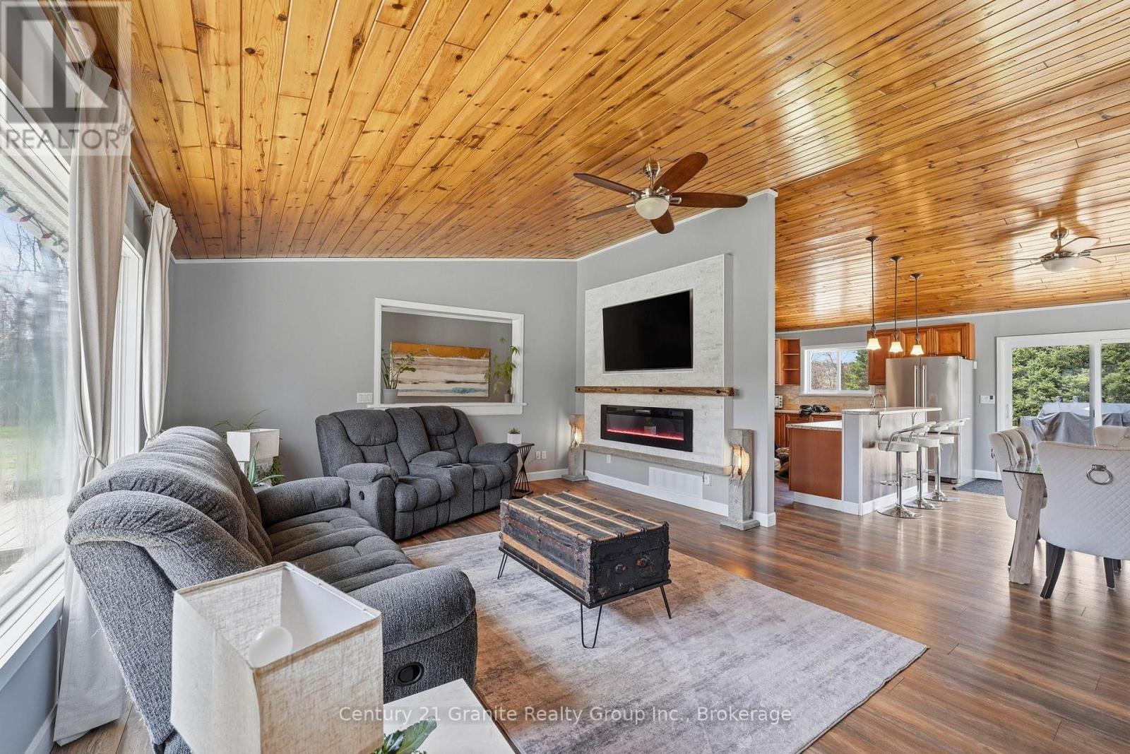 1373 EAGLE LAKE ROAD - 12