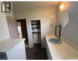 603 5th Street Sw, Eston, SK S0L1A0 Photo 11