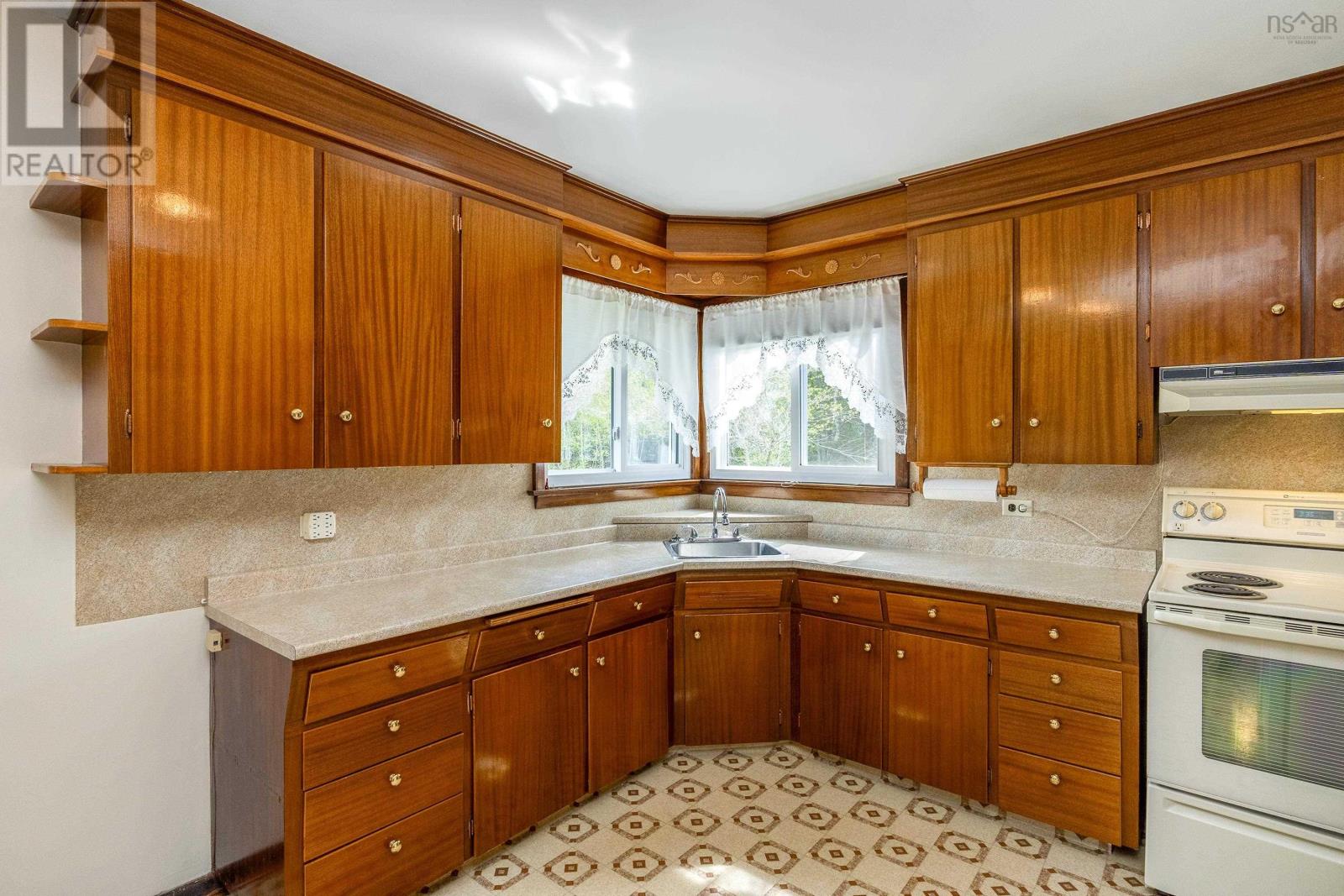 Property 20 of 49 of 2663 Lovett Road
