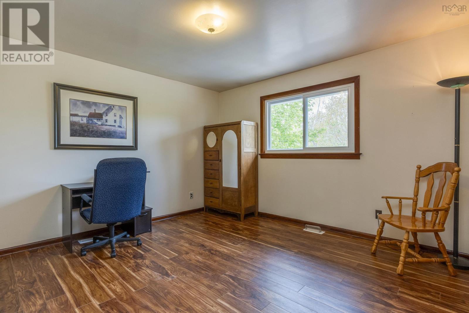 Property 2 of 49 of 2663 Lovett Road