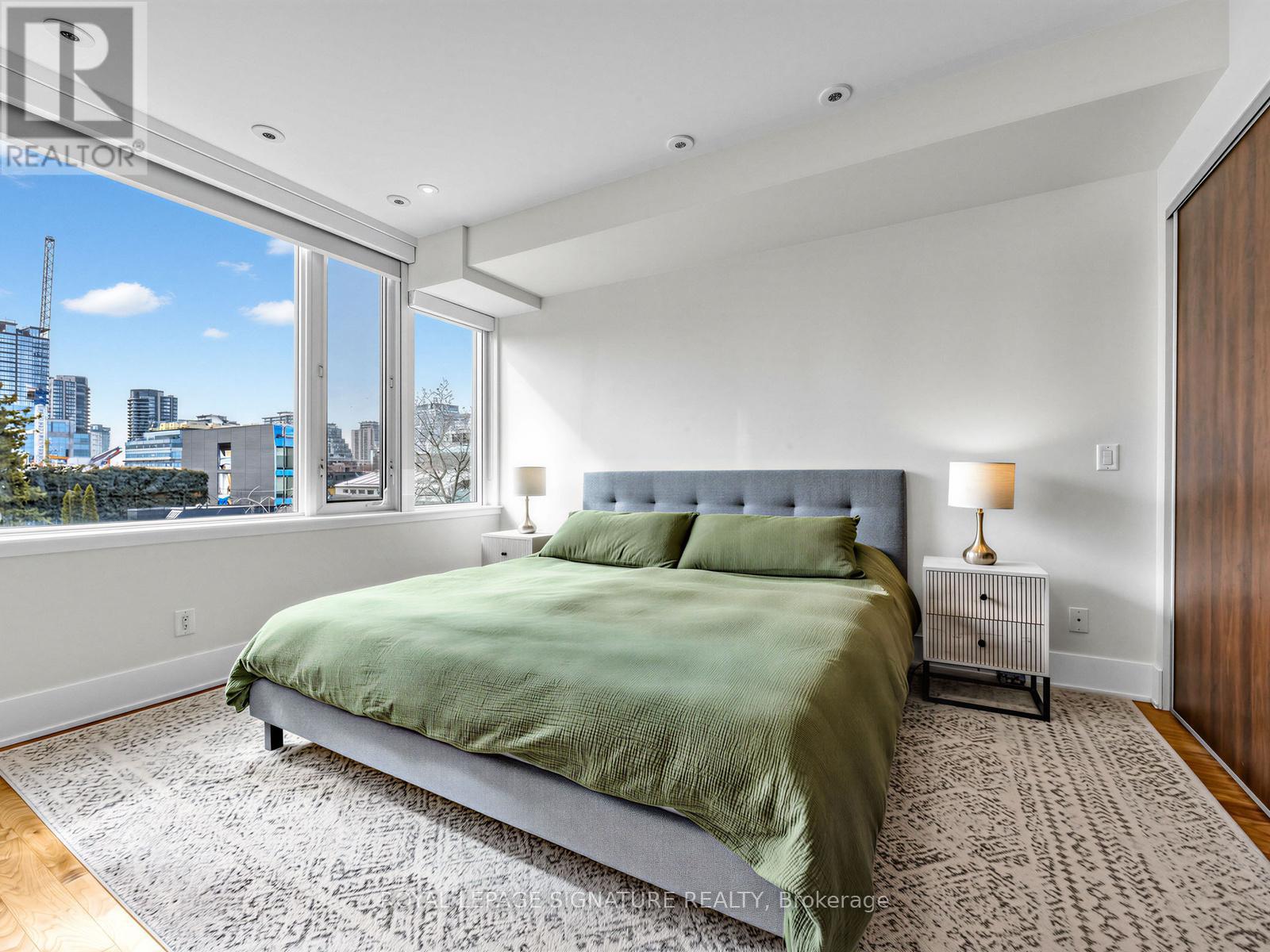 845 RICHMOND STREET W - 24
