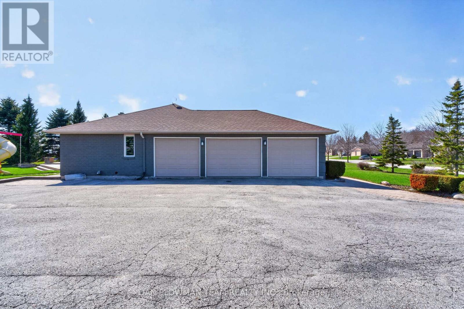 11 STEEPLEVIEW COURT - 4