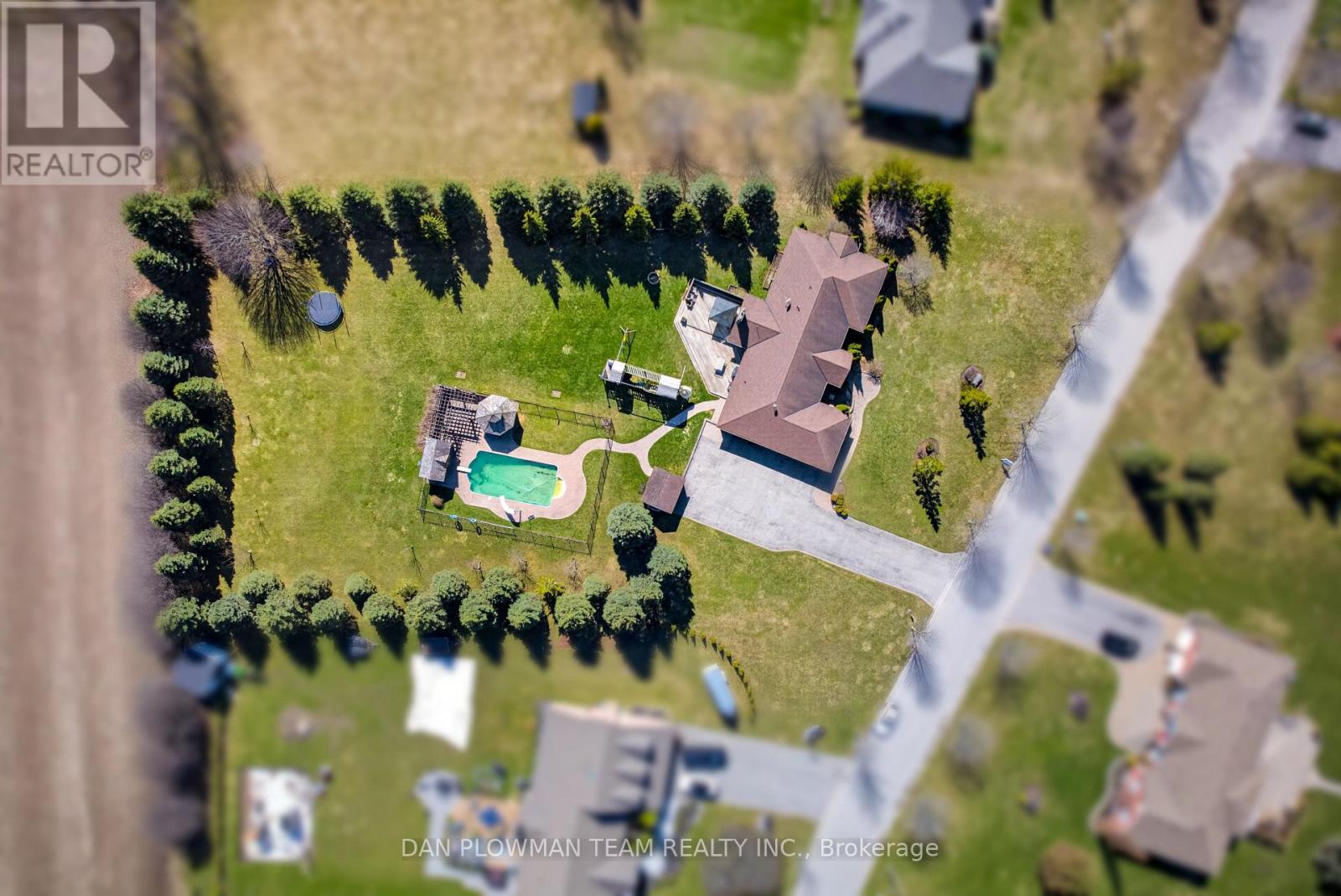 11 STEEPLEVIEW COURT - 50