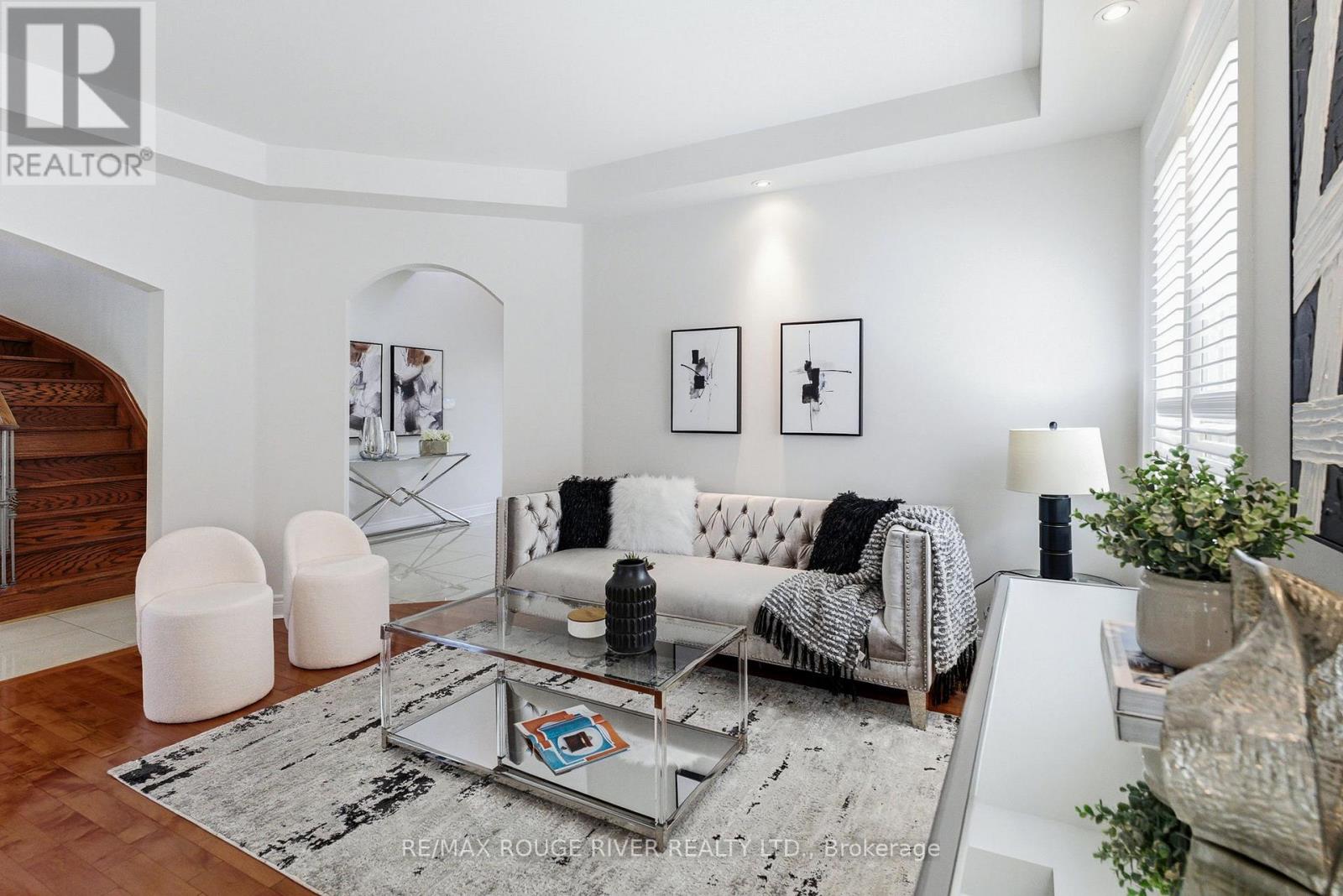 29 SHELDON DRIVE - 7