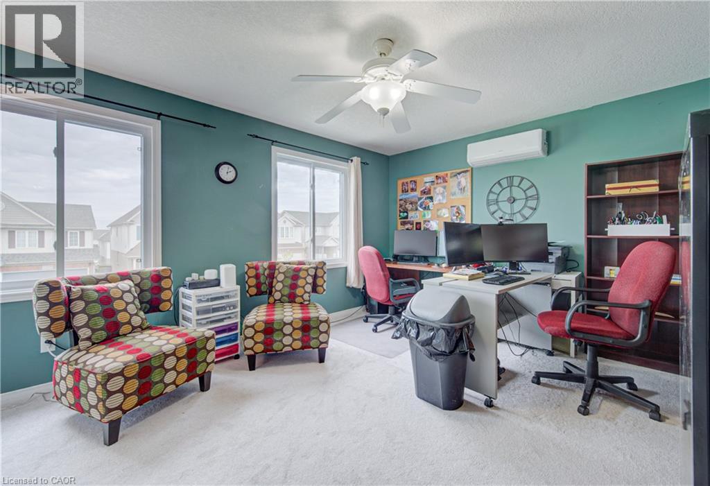 699 COMMONWEALTH Crescent - 17