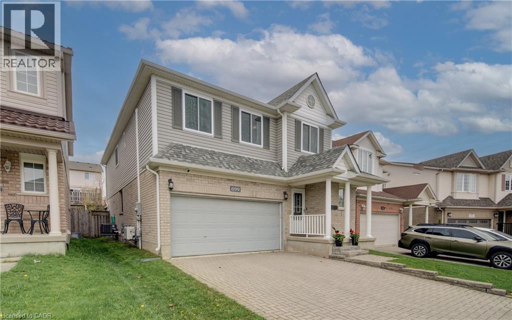 699 COMMONWEALTH Crescent - Image 2