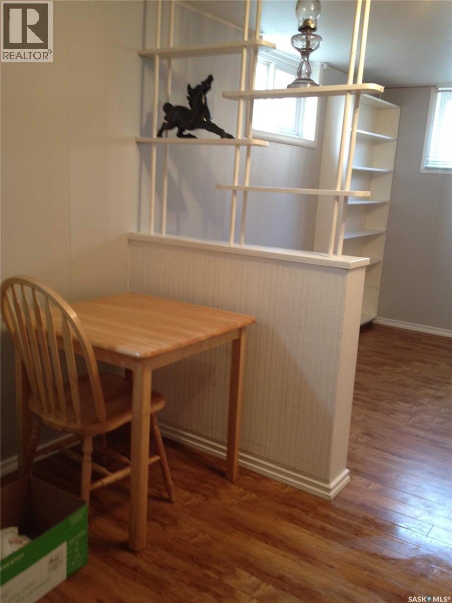 209 8th STREET E - 10