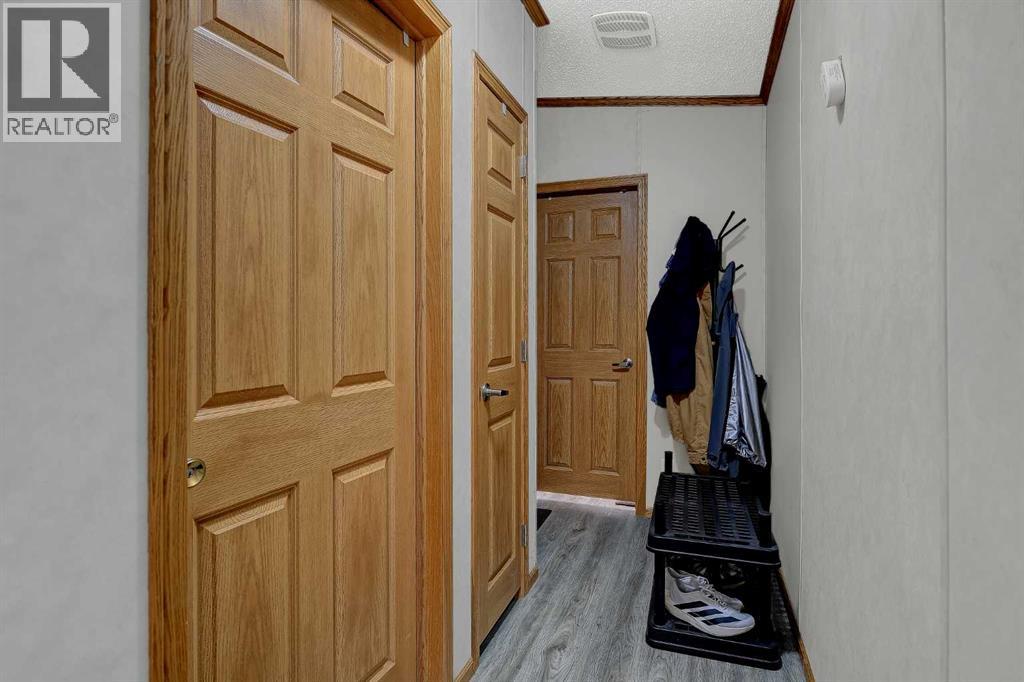 9730 120 Avenue - 18
