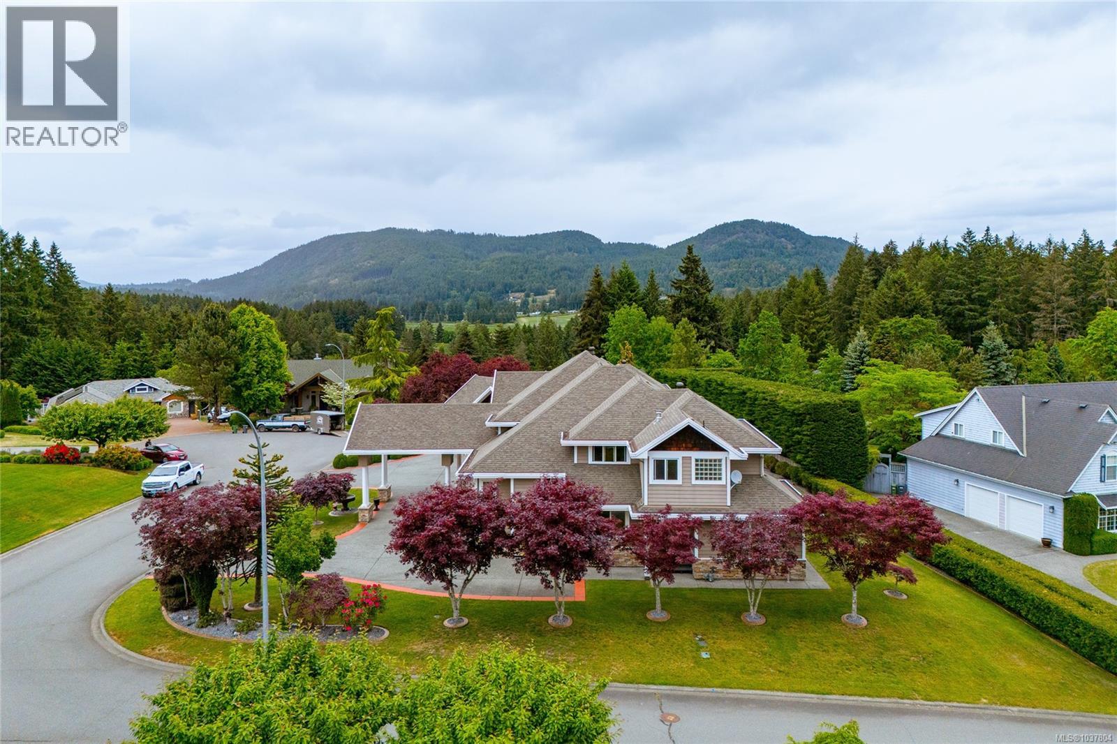 6797 Hampton Pl, Duncan