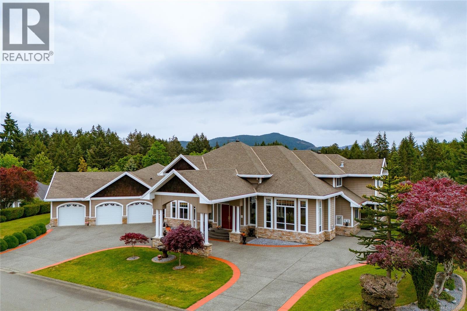 6797 Hampton Pl, Duncan