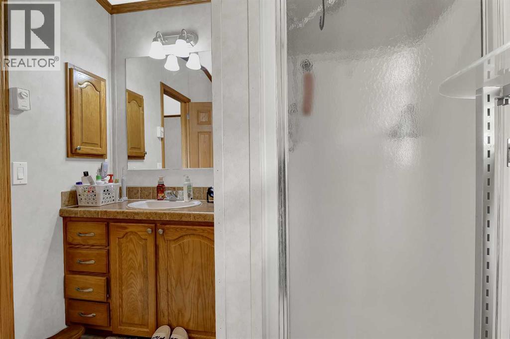 9730 120 Avenue - 16