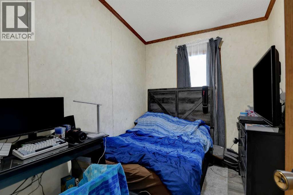 9730 120 Avenue - 21