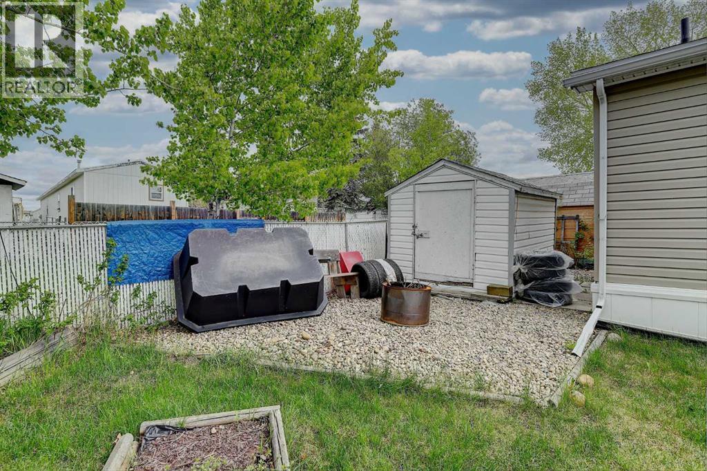 9730 120 Avenue - 25