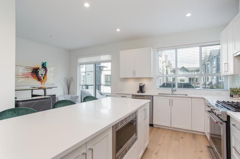 36 16760 25 AVENUE, Surrey