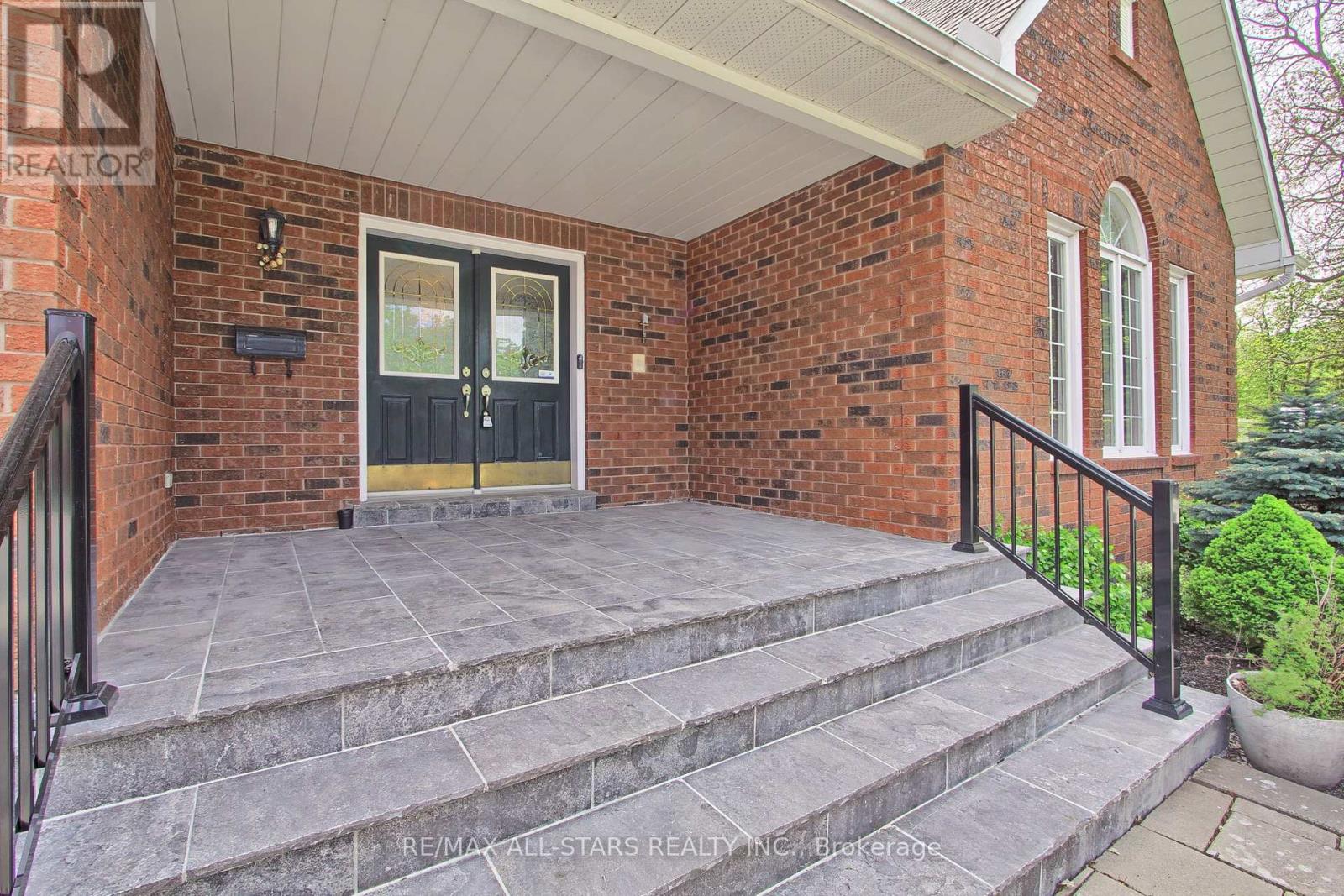 41 CAPTAIN ARMSTRONG LANE - 5