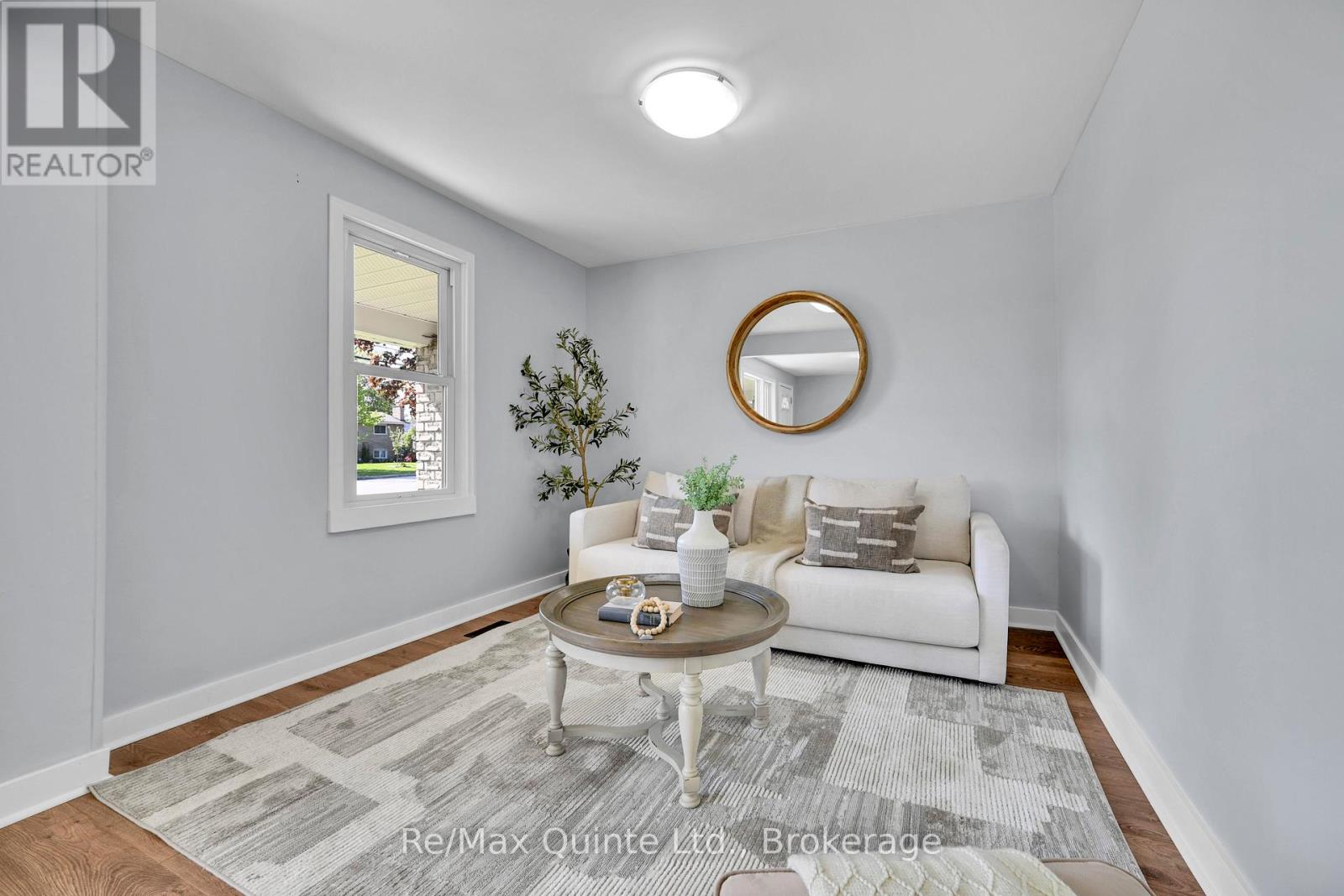 235 BYRON STREET - 15