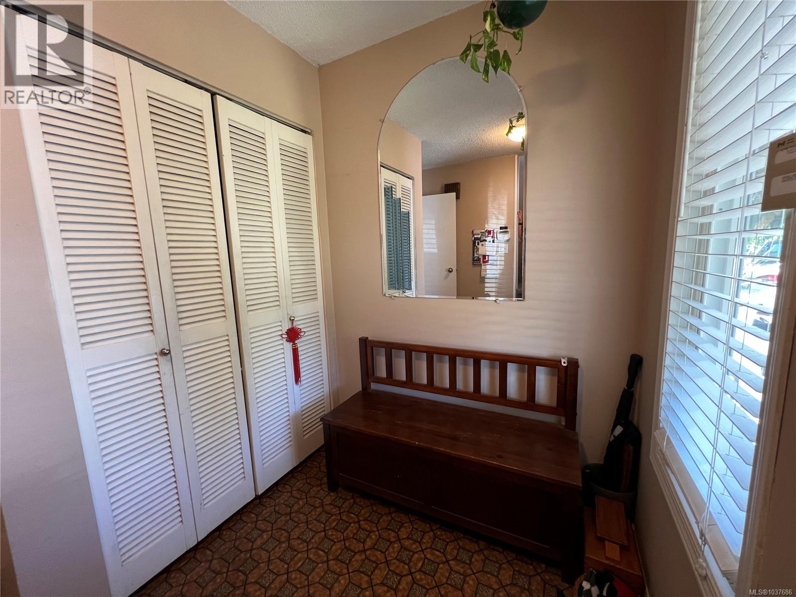 539 Rowan Ave - 4