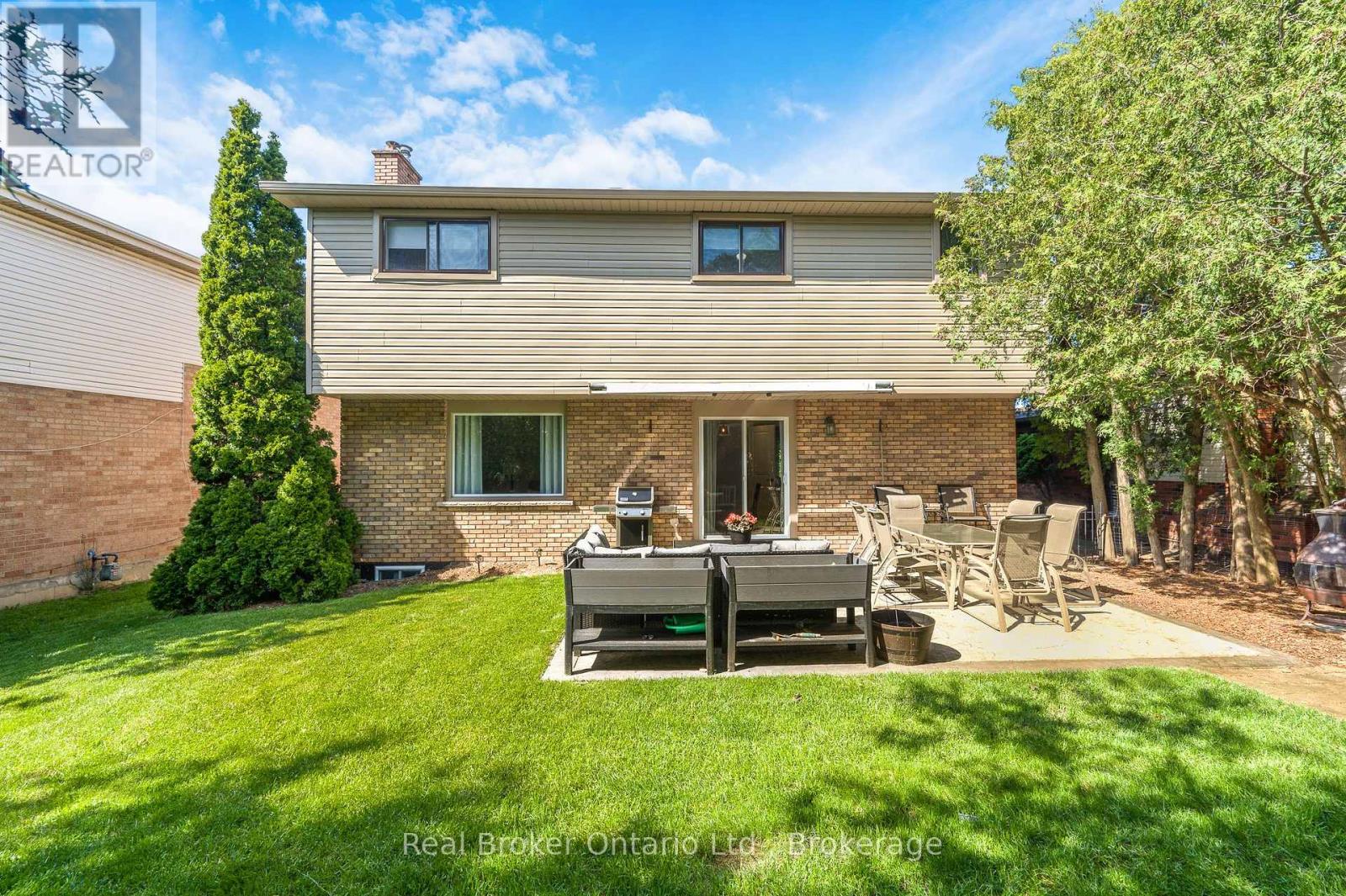 206 ATHENIA DRIVE - 41